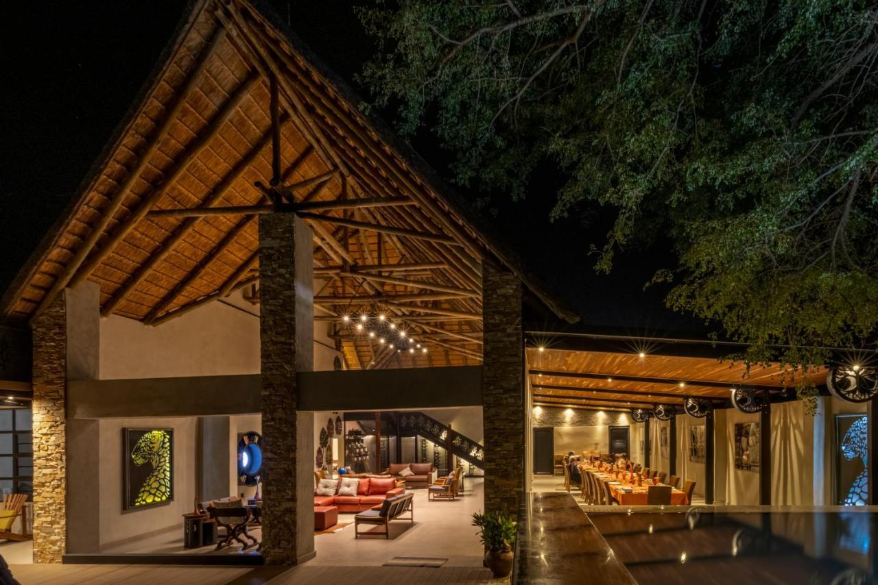 Chobe River Lodge Kasane Bagian luar foto
